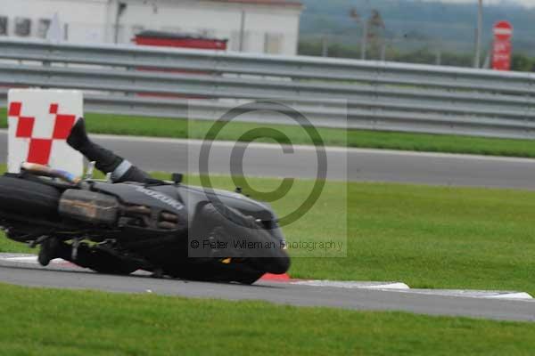Motorcycle action photographs;Ty croes;anglesey;anglesey photographs;event digital images;eventdigitalimages;no limits trackday;peter wileman photography;trac mon;trackday;trackday digital images;trackday photos