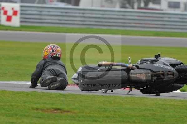 Motorcycle action photographs;Ty croes;anglesey;anglesey photographs;event digital images;eventdigitalimages;no limits trackday;peter wileman photography;trac mon;trackday;trackday digital images;trackday photos