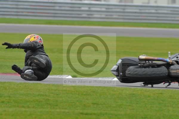 Motorcycle action photographs;Ty croes;anglesey;anglesey photographs;event digital images;eventdigitalimages;no limits trackday;peter wileman photography;trac mon;trackday;trackday digital images;trackday photos