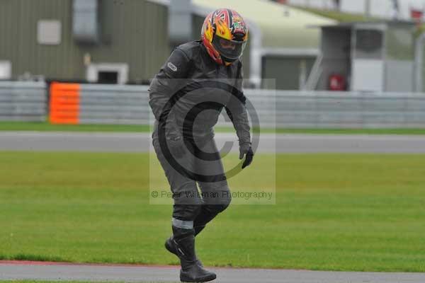 Motorcycle action photographs;Ty croes;anglesey;anglesey photographs;event digital images;eventdigitalimages;no limits trackday;peter wileman photography;trac mon;trackday;trackday digital images;trackday photos
