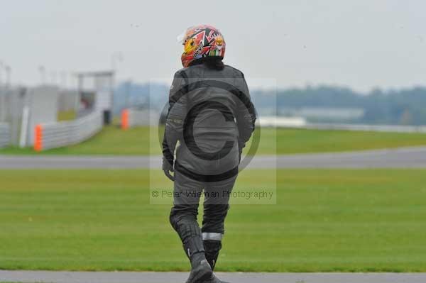 Motorcycle action photographs;Ty croes;anglesey;anglesey photographs;event digital images;eventdigitalimages;no limits trackday;peter wileman photography;trac mon;trackday;trackday digital images;trackday photos