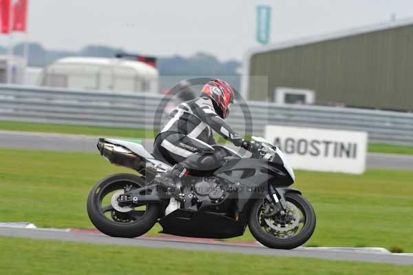 Motorcycle action photographs;Ty croes;anglesey;anglesey photographs;event digital images;eventdigitalimages;no limits trackday;peter wileman photography;trac mon;trackday;trackday digital images;trackday photos