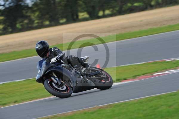 Motorcycle action photographs;Ty croes;anglesey;anglesey photographs;event digital images;eventdigitalimages;no limits trackday;peter wileman photography;trac mon;trackday;trackday digital images;trackday photos