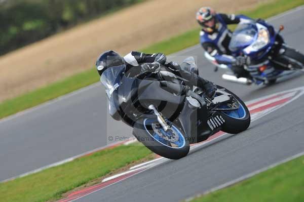 Motorcycle action photographs;Ty croes;anglesey;anglesey photographs;event digital images;eventdigitalimages;no limits trackday;peter wileman photography;trac mon;trackday;trackday digital images;trackday photos