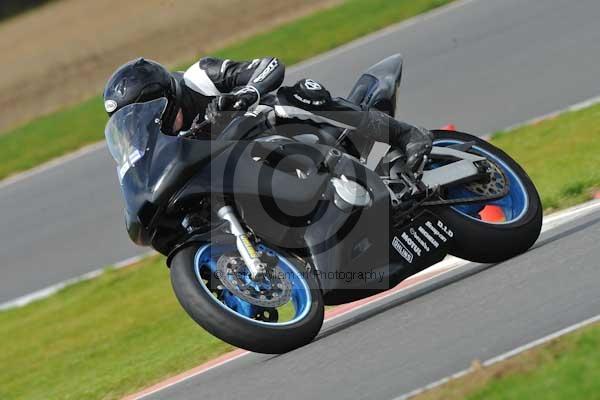 Motorcycle action photographs;Ty croes;anglesey;anglesey photographs;event digital images;eventdigitalimages;no limits trackday;peter wileman photography;trac mon;trackday;trackday digital images;trackday photos