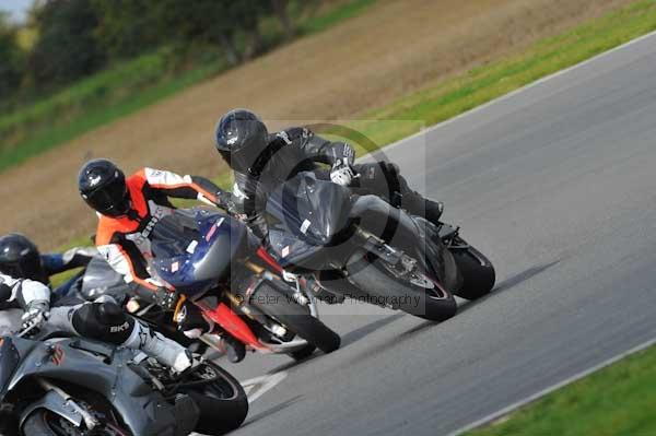 Motorcycle action photographs;Ty croes;anglesey;anglesey photographs;event digital images;eventdigitalimages;no limits trackday;peter wileman photography;trac mon;trackday;trackday digital images;trackday photos