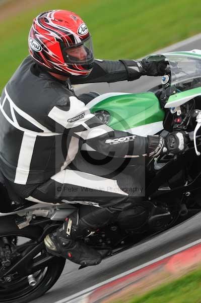 Motorcycle action photographs;Ty croes;anglesey;anglesey photographs;event digital images;eventdigitalimages;no limits trackday;peter wileman photography;trac mon;trackday;trackday digital images;trackday photos