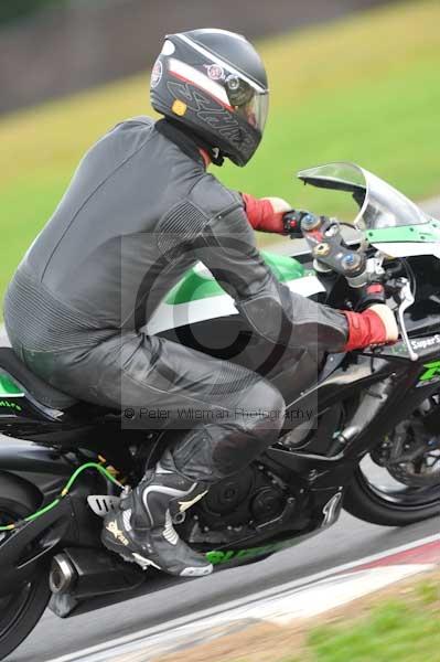 Motorcycle action photographs;Ty croes;anglesey;anglesey photographs;event digital images;eventdigitalimages;no limits trackday;peter wileman photography;trac mon;trackday;trackday digital images;trackday photos