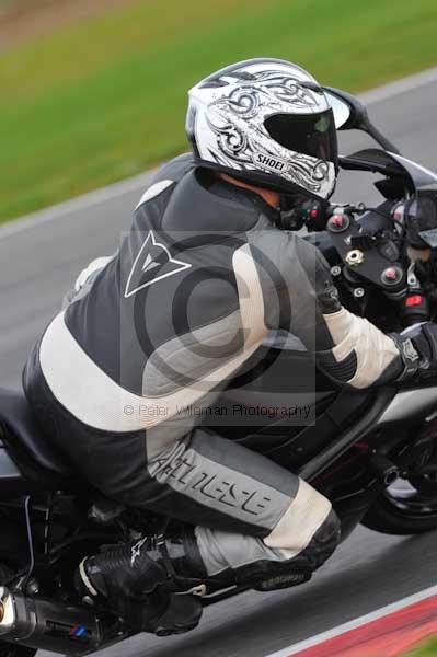 Motorcycle action photographs;Ty croes;anglesey;anglesey photographs;event digital images;eventdigitalimages;no limits trackday;peter wileman photography;trac mon;trackday;trackday digital images;trackday photos