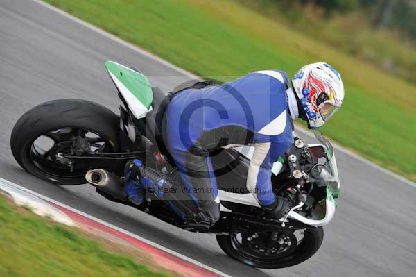 Motorcycle action photographs;Ty croes;anglesey;anglesey photographs;event digital images;eventdigitalimages;no limits trackday;peter wileman photography;trac mon;trackday;trackday digital images;trackday photos