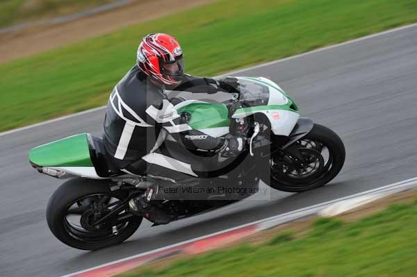 Motorcycle action photographs;Ty croes;anglesey;anglesey photographs;event digital images;eventdigitalimages;no limits trackday;peter wileman photography;trac mon;trackday;trackday digital images;trackday photos