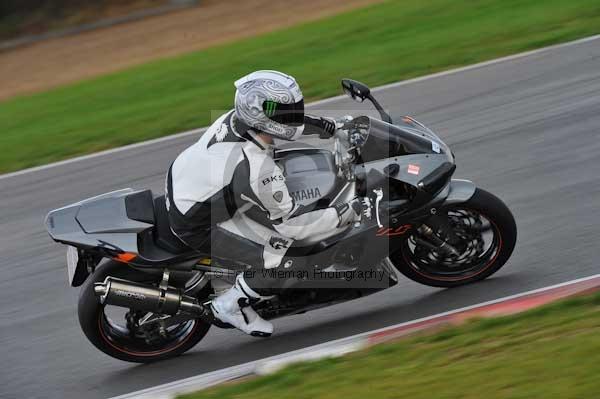 Motorcycle action photographs;Ty croes;anglesey;anglesey photographs;event digital images;eventdigitalimages;no limits trackday;peter wileman photography;trac mon;trackday;trackday digital images;trackday photos