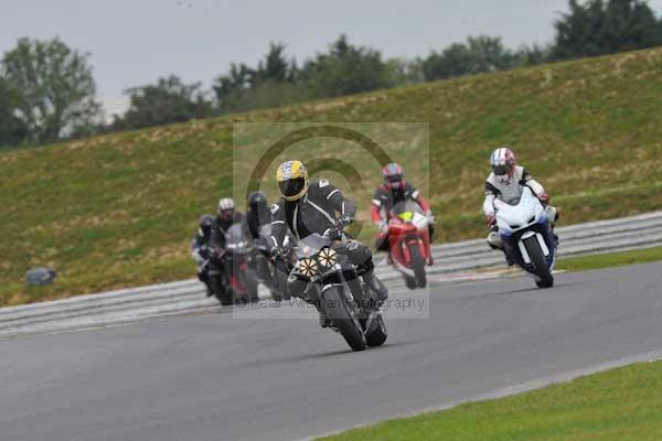 Motorcycle action photographs;Ty croes;anglesey;anglesey photographs;event digital images;eventdigitalimages;no limits trackday;peter wileman photography;trac mon;trackday;trackday digital images;trackday photos