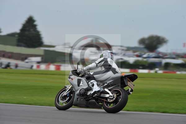 Motorcycle action photographs;Ty croes;anglesey;anglesey photographs;event digital images;eventdigitalimages;no limits trackday;peter wileman photography;trac mon;trackday;trackday digital images;trackday photos