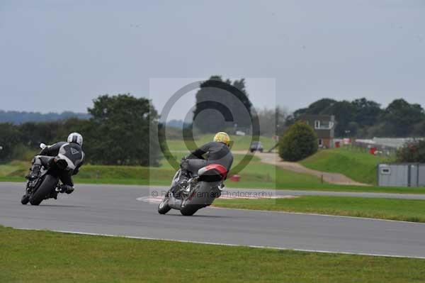 Motorcycle action photographs;Ty croes;anglesey;anglesey photographs;event digital images;eventdigitalimages;no limits trackday;peter wileman photography;trac mon;trackday;trackday digital images;trackday photos