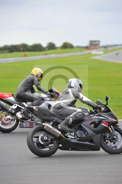 Motorcycle action photographs;Ty croes;anglesey;anglesey photographs;event digital images;eventdigitalimages;no limits trackday;peter wileman photography;trac mon;trackday;trackday digital images;trackday photos