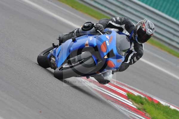 Motorcycle action photographs;Ty croes;anglesey;anglesey photographs;event digital images;eventdigitalimages;no limits trackday;peter wileman photography;trac mon;trackday;trackday digital images;trackday photos