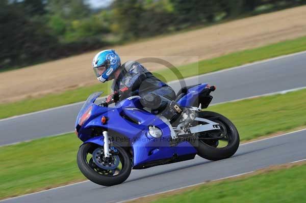Motorcycle action photographs;Ty croes;anglesey;anglesey photographs;event digital images;eventdigitalimages;no limits trackday;peter wileman photography;trac mon;trackday;trackday digital images;trackday photos