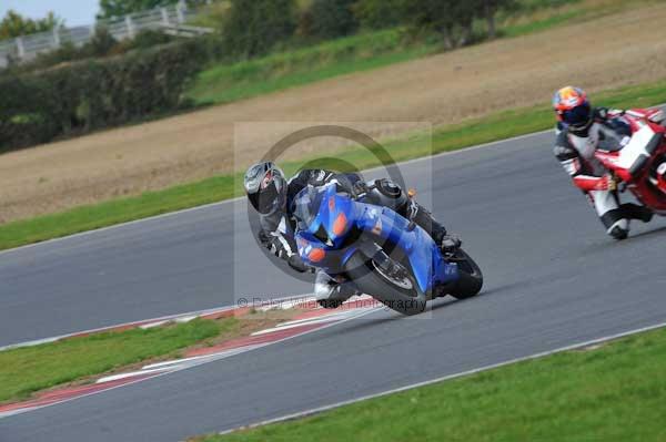 Motorcycle action photographs;Ty croes;anglesey;anglesey photographs;event digital images;eventdigitalimages;no limits trackday;peter wileman photography;trac mon;trackday;trackday digital images;trackday photos