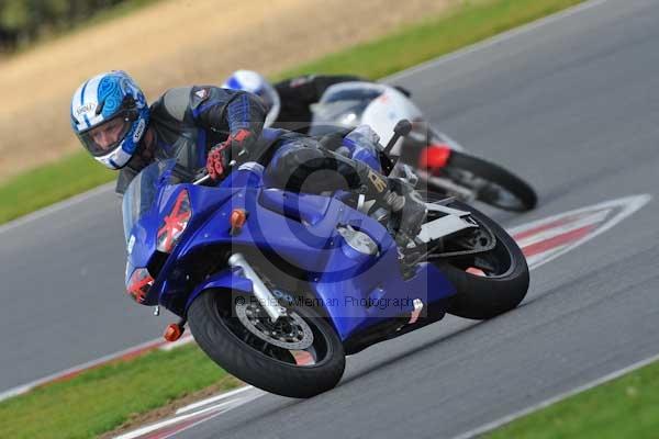 Motorcycle action photographs;Ty croes;anglesey;anglesey photographs;event digital images;eventdigitalimages;no limits trackday;peter wileman photography;trac mon;trackday;trackday digital images;trackday photos