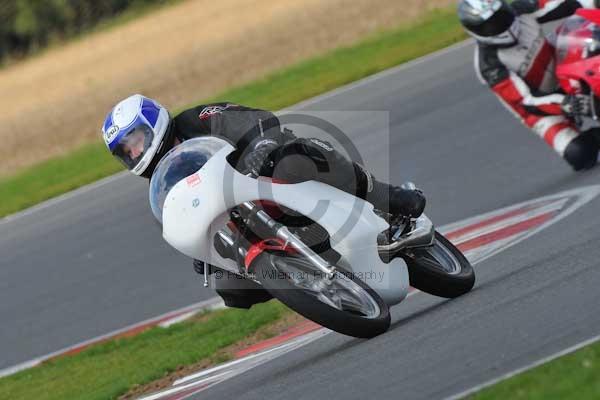 Motorcycle action photographs;Ty croes;anglesey;anglesey photographs;event digital images;eventdigitalimages;no limits trackday;peter wileman photography;trac mon;trackday;trackday digital images;trackday photos