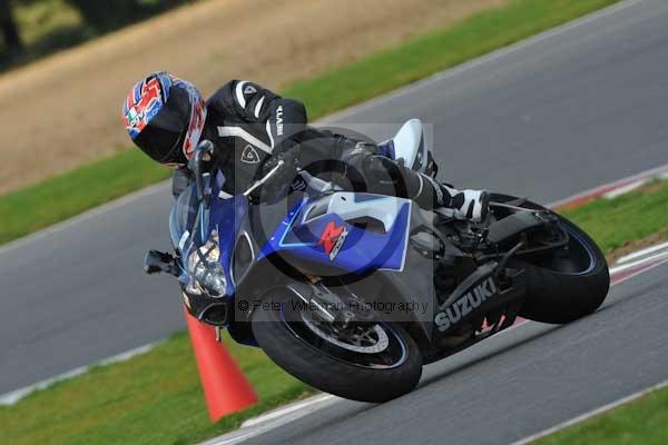 Motorcycle action photographs;Ty croes;anglesey;anglesey photographs;event digital images;eventdigitalimages;no limits trackday;peter wileman photography;trac mon;trackday;trackday digital images;trackday photos
