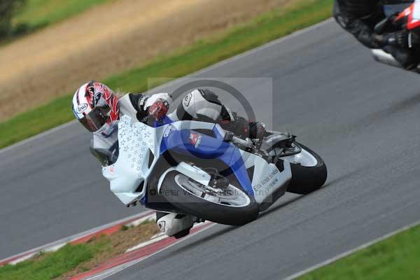 Motorcycle action photographs;Ty croes;anglesey;anglesey photographs;event digital images;eventdigitalimages;no limits trackday;peter wileman photography;trac mon;trackday;trackday digital images;trackday photos