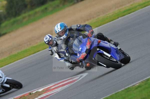 Motorcycle action photographs;Ty croes;anglesey;anglesey photographs;event digital images;eventdigitalimages;no limits trackday;peter wileman photography;trac mon;trackday;trackday digital images;trackday photos