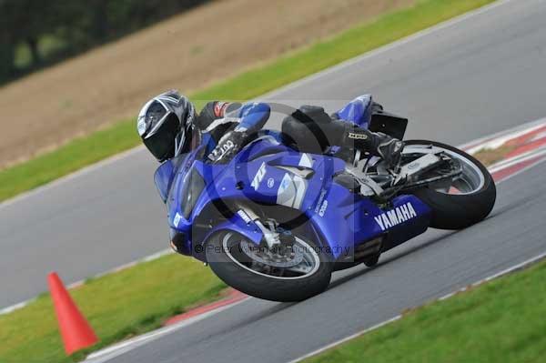 Motorcycle action photographs;Ty croes;anglesey;anglesey photographs;event digital images;eventdigitalimages;no limits trackday;peter wileman photography;trac mon;trackday;trackday digital images;trackday photos