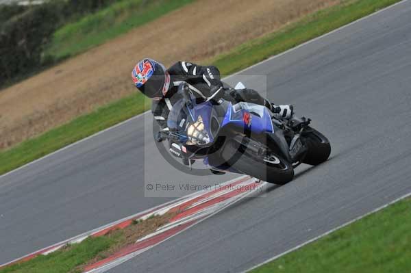 Motorcycle action photographs;Ty croes;anglesey;anglesey photographs;event digital images;eventdigitalimages;no limits trackday;peter wileman photography;trac mon;trackday;trackday digital images;trackday photos