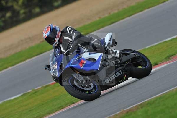 Motorcycle action photographs;Ty croes;anglesey;anglesey photographs;event digital images;eventdigitalimages;no limits trackday;peter wileman photography;trac mon;trackday;trackday digital images;trackday photos