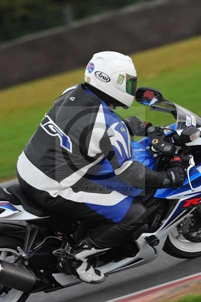 Motorcycle action photographs;Ty croes;anglesey;anglesey photographs;event digital images;eventdigitalimages;no limits trackday;peter wileman photography;trac mon;trackday;trackday digital images;trackday photos
