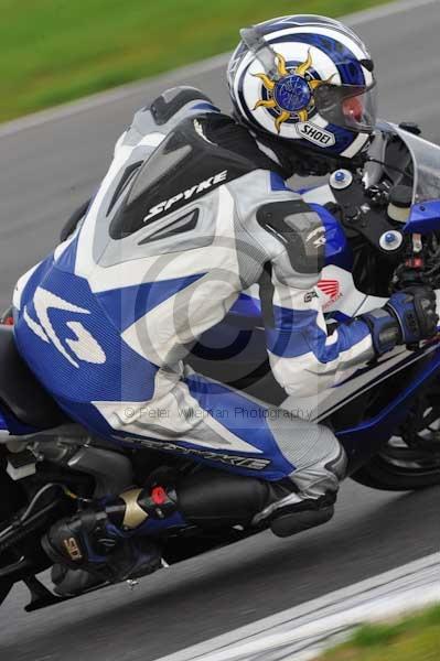 Motorcycle action photographs;Ty croes;anglesey;anglesey photographs;event digital images;eventdigitalimages;no limits trackday;peter wileman photography;trac mon;trackday;trackday digital images;trackday photos