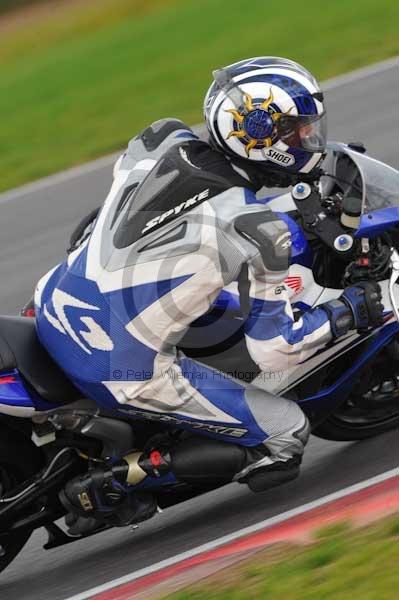 Motorcycle action photographs;Ty croes;anglesey;anglesey photographs;event digital images;eventdigitalimages;no limits trackday;peter wileman photography;trac mon;trackday;trackday digital images;trackday photos