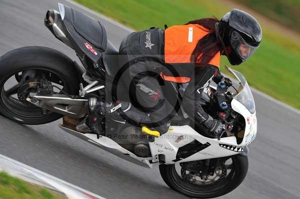 Motorcycle action photographs;Ty croes;anglesey;anglesey photographs;event digital images;eventdigitalimages;no limits trackday;peter wileman photography;trac mon;trackday;trackday digital images;trackday photos