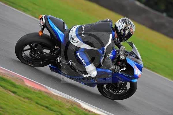Motorcycle action photographs;Ty croes;anglesey;anglesey photographs;event digital images;eventdigitalimages;no limits trackday;peter wileman photography;trac mon;trackday;trackday digital images;trackday photos