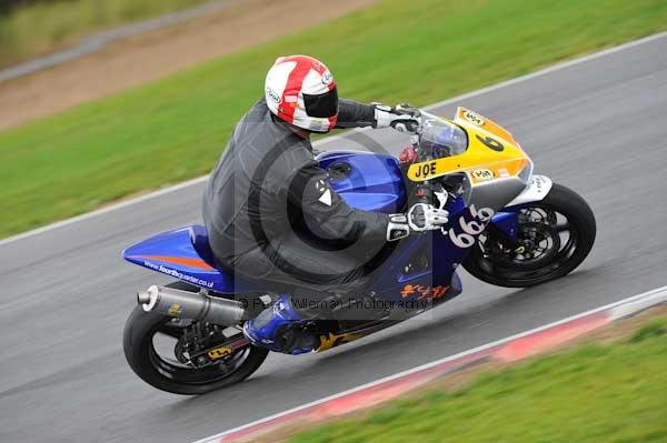 Motorcycle action photographs;Ty croes;anglesey;anglesey photographs;event digital images;eventdigitalimages;no limits trackday;peter wileman photography;trac mon;trackday;trackday digital images;trackday photos