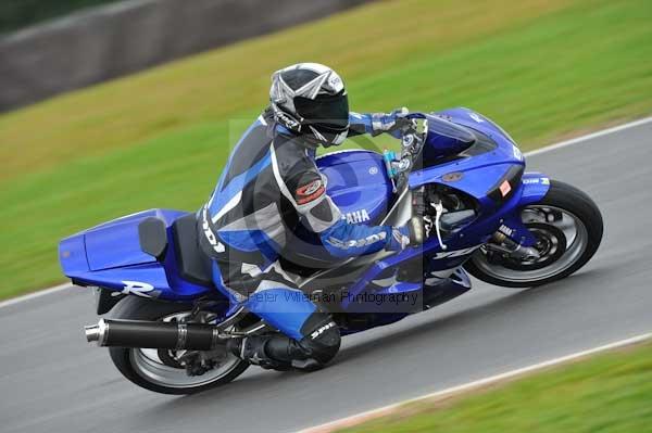 Motorcycle action photographs;Ty croes;anglesey;anglesey photographs;event digital images;eventdigitalimages;no limits trackday;peter wileman photography;trac mon;trackday;trackday digital images;trackday photos