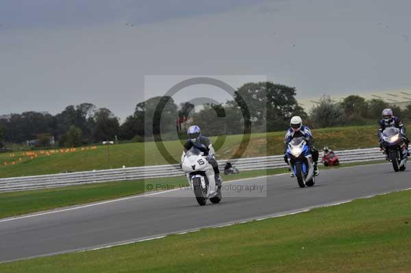 Motorcycle action photographs;Ty croes;anglesey;anglesey photographs;event digital images;eventdigitalimages;no limits trackday;peter wileman photography;trac mon;trackday;trackday digital images;trackday photos