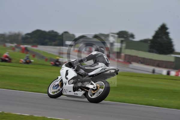 Motorcycle action photographs;Ty croes;anglesey;anglesey photographs;event digital images;eventdigitalimages;no limits trackday;peter wileman photography;trac mon;trackday;trackday digital images;trackday photos