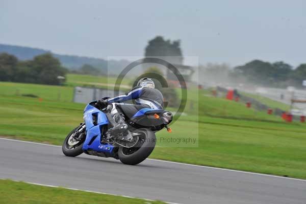 Motorcycle action photographs;Ty croes;anglesey;anglesey photographs;event digital images;eventdigitalimages;no limits trackday;peter wileman photography;trac mon;trackday;trackday digital images;trackday photos