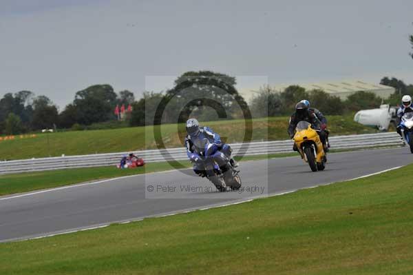 Motorcycle action photographs;Ty croes;anglesey;anglesey photographs;event digital images;eventdigitalimages;no limits trackday;peter wileman photography;trac mon;trackday;trackday digital images;trackday photos