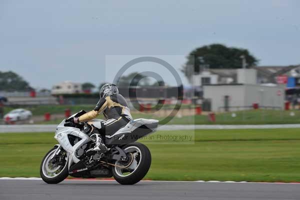 Motorcycle action photographs;Ty croes;anglesey;anglesey photographs;event digital images;eventdigitalimages;no limits trackday;peter wileman photography;trac mon;trackday;trackday digital images;trackday photos