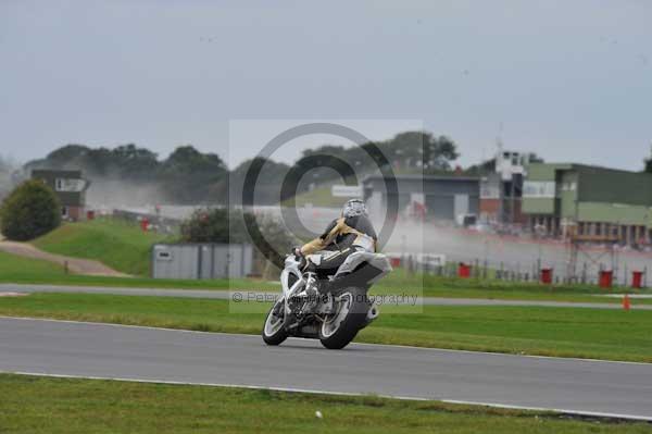 Motorcycle action photographs;Ty croes;anglesey;anglesey photographs;event digital images;eventdigitalimages;no limits trackday;peter wileman photography;trac mon;trackday;trackday digital images;trackday photos