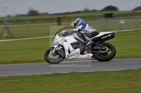 Motorcycle action photographs;Ty croes;anglesey;anglesey photographs;event digital images;eventdigitalimages;no limits trackday;peter wileman photography;trac mon;trackday;trackday digital images;trackday photos