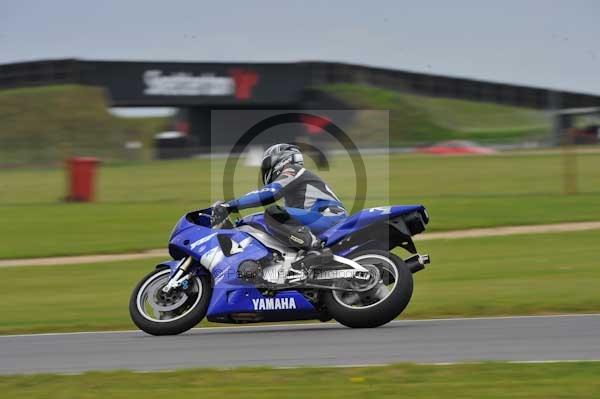 Motorcycle action photographs;Ty croes;anglesey;anglesey photographs;event digital images;eventdigitalimages;no limits trackday;peter wileman photography;trac mon;trackday;trackday digital images;trackday photos