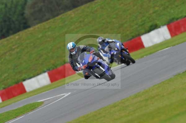 Motorcycle action photographs;Ty croes;anglesey;anglesey photographs;event digital images;eventdigitalimages;no limits trackday;peter wileman photography;trac mon;trackday;trackday digital images;trackday photos