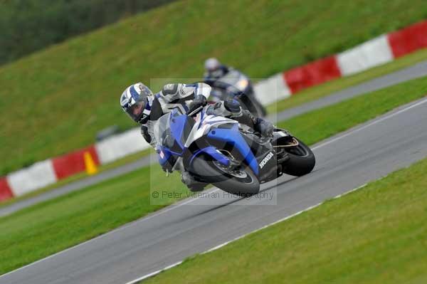 Motorcycle action photographs;Ty croes;anglesey;anglesey photographs;event digital images;eventdigitalimages;no limits trackday;peter wileman photography;trac mon;trackday;trackday digital images;trackday photos