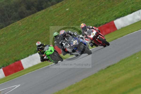 Motorcycle action photographs;Ty croes;anglesey;anglesey photographs;event digital images;eventdigitalimages;no limits trackday;peter wileman photography;trac mon;trackday;trackday digital images;trackday photos