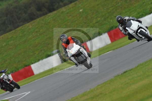 Motorcycle action photographs;Ty croes;anglesey;anglesey photographs;event digital images;eventdigitalimages;no limits trackday;peter wileman photography;trac mon;trackday;trackday digital images;trackday photos